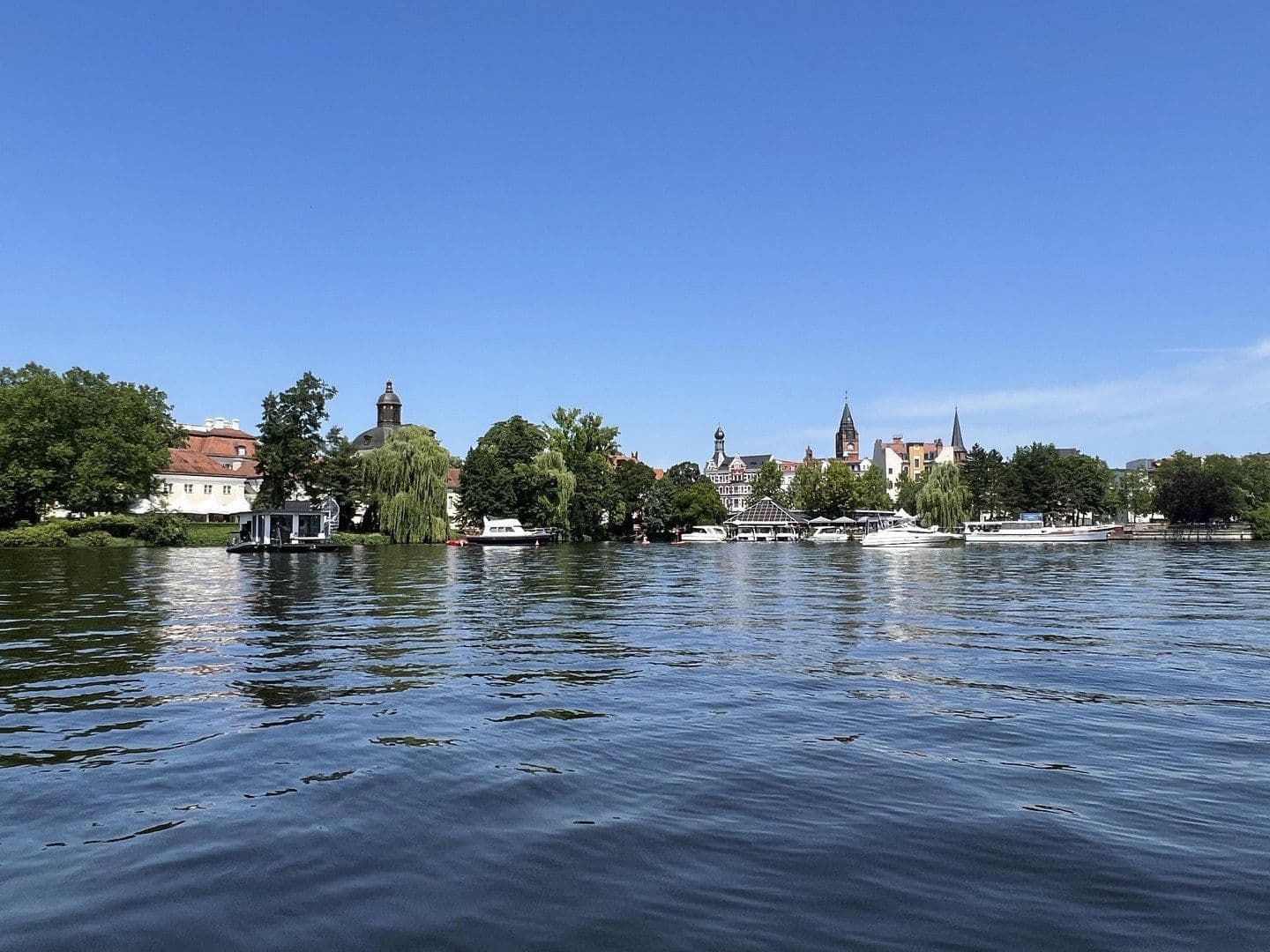 Prenájom bytu 2-izbový 59 m², Ostendorfstraße 37, Berlin, Berlín Prenájom bytu 2-izbový 59 m², Ostendorfstraße 37, Berlin, Berlín