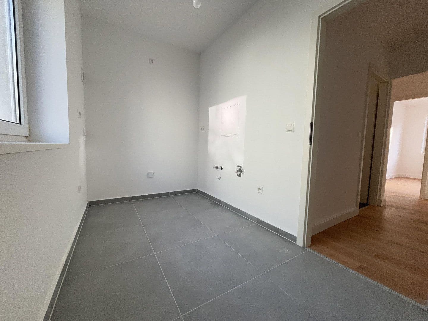 Predaj bytu 3-izbový 60 m², Weydemeyerstraße 17, Berlin, Berlín Predaj bytu 3-izbový 60 m², Weydemeyerstraße 17, Berlin, Berlín