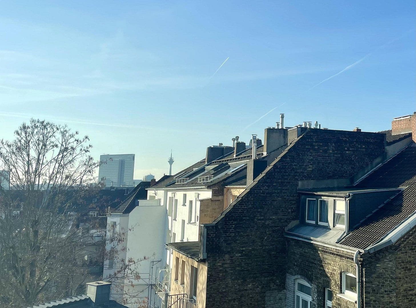 Predaj bytu 5-izbový 126 m², Schinkelstr. 80, Düsseldorf, Severné Porýnie - Westfálsko Predaj bytu 5-izbový 126 m², Schinkelstr. 80, Düsseldorf, Severné Porýnie - Westfálsko