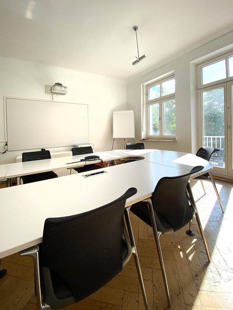 Prenájom kancelárie 395 m², Clemensstraße 30, München, Bavorsko Prenájom kancelárie 395 m², Clemensstraße 30, München, Bavorsko