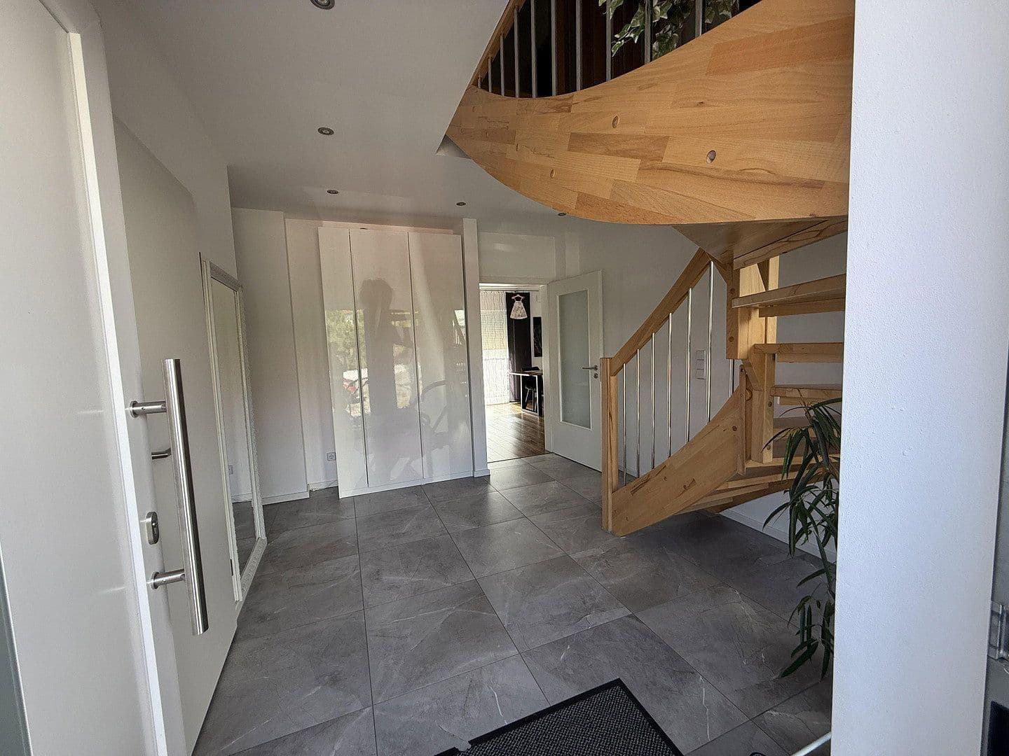 Predaj domu 150 m², pozemek 498 m², Illertissen, Bavorsko Predaj domu 150 m², pozemek 498 m², Illertissen, Bavorsko