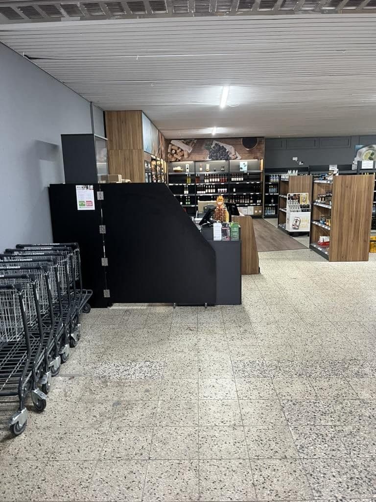 Predaj nebytového priestoru 701 m², Bürgermeister-Schmelzing-Str. 85-91, Kamp-Lintfort, Severné Porýnie - Westfálsko Predaj nebytového priestoru 701 m², Bürgermeister-Schmelzing-Str. 85-91, Kamp-Lintfort, Severné Porýnie - Westfálsko