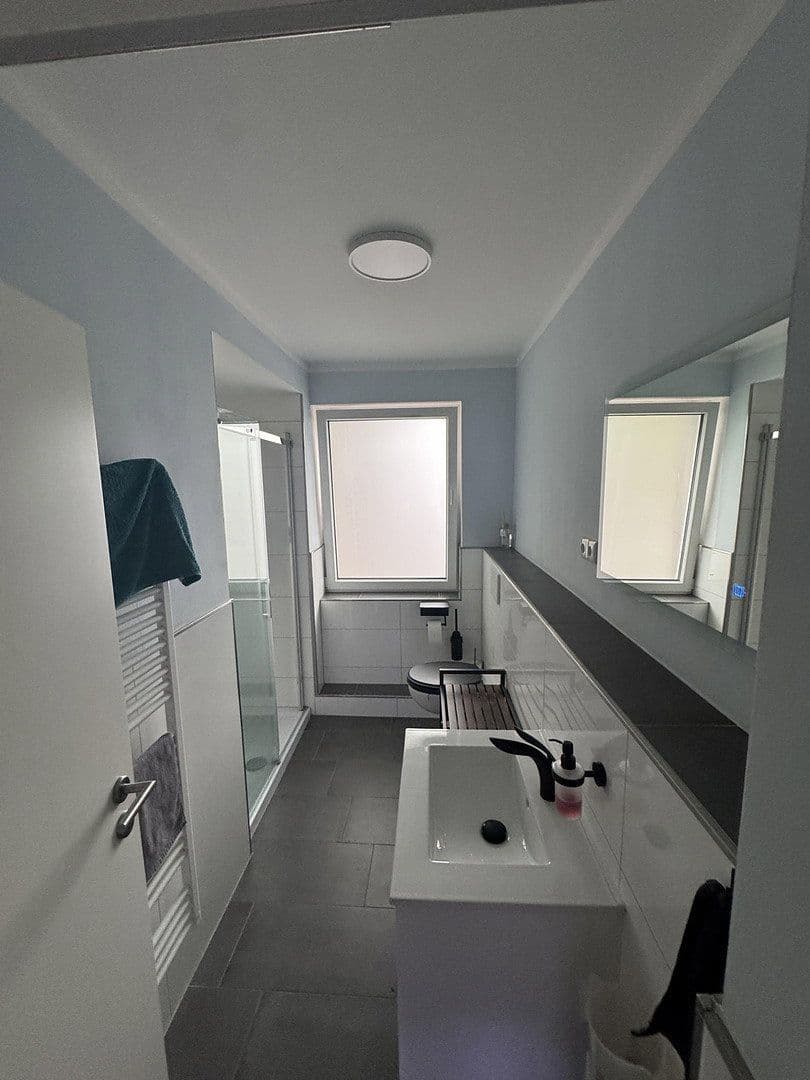 Prenájom bytu 3-izbový 71 m², Marktstraße 23, Duisburg, Severné Porýnie - Westfálsko Prenájom bytu 3-izbový 71 m², Marktstraße 23, Duisburg, Severné Porýnie - Westfálsko