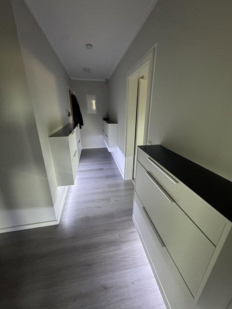 Prenájom bytu 3-izbový 71 m², Marktstraße 23, Duisburg, Severné Porýnie - Westfálsko Prenájom bytu 3-izbový 71 m², Marktstraße 23, Duisburg, Severné Porýnie - Westfálsko