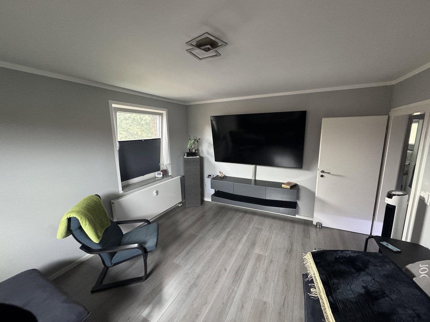 Prenájom bytu 3-izbový 71 m², Marktstraße 23, Duisburg, Severné Porýnie - Westfálsko Prenájom bytu 3-izbový 71 m², Marktstraße 23, Duisburg, Severné Porýnie - Westfálsko