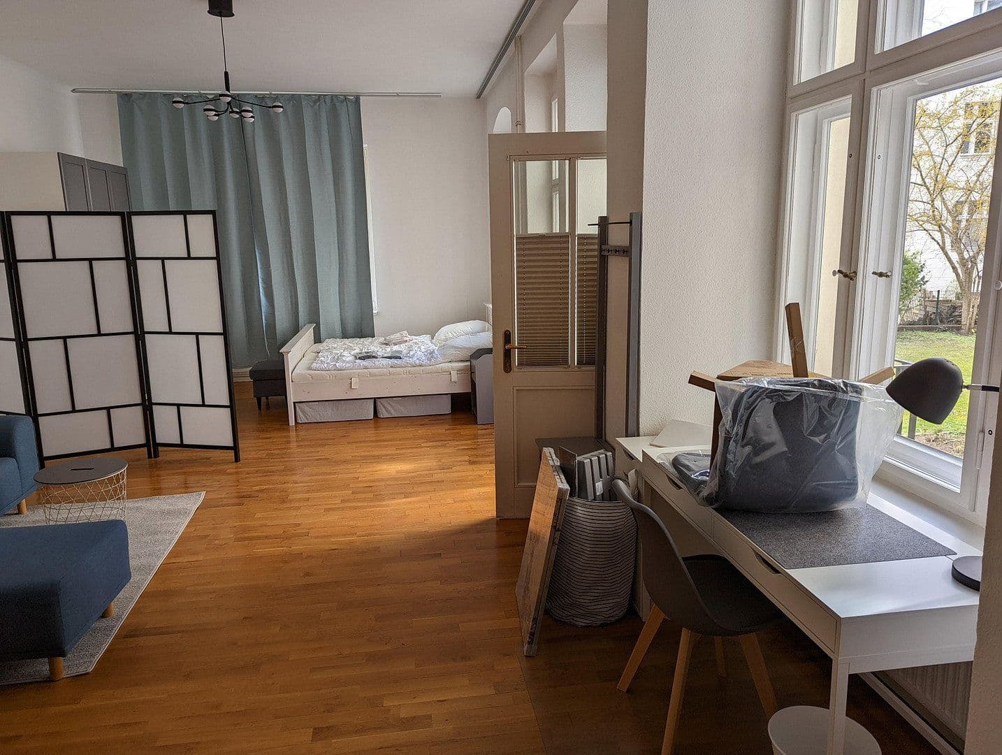 Prenájom bytu 1-izbový 52 m², Berlin, Berlín Prenájom bytu 1-izbový 52 m², Berlin, Berlín