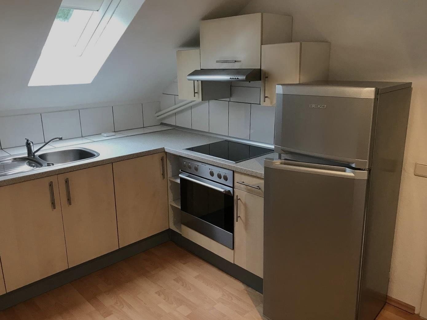 Prenájom bytu 3-izbový 74 m², Erbschlöer Straße, Wuppertal - Ronsdorf, Severné Porýnie - Westfálsko Prenájom bytu 3-izbový 74 m², Erbschlöer Straße, Wuppertal - Ronsdorf, Severné Porýnie - Westfálsko