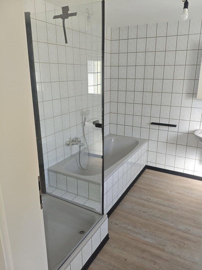 Prenájom bytu 2-izbový 54 m², Hückeswagen, Severné Porýnie - Westfálsko Prenájom bytu 2-izbový 54 m², Hückeswagen, Severné Porýnie - Westfálsko