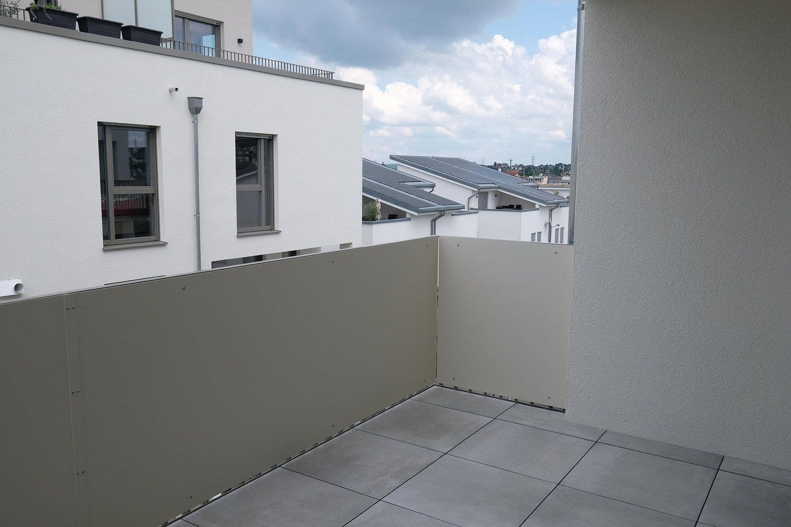 Prenájom bytu 2-izbový 69 m², Max-Planck-Straße 54, Bad Vilbel, Hesensko Prenájom bytu 2-izbový 69 m², Max-Planck-Straße 54, Bad Vilbel, Hesensko