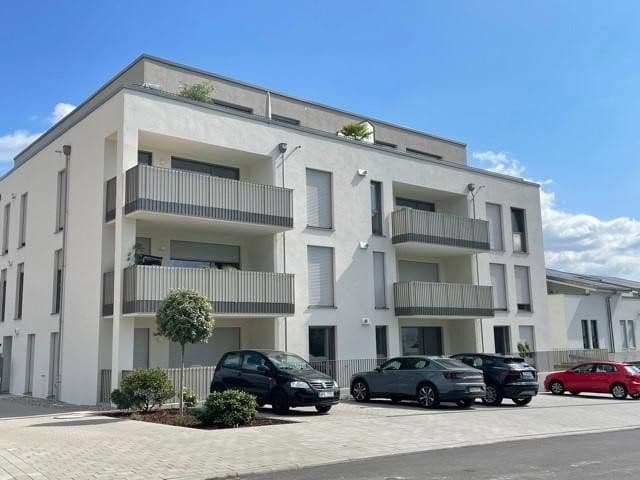 Prenájom bytu 2-izbový 69 m², Max-Planck-Straße 54, Bad Vilbel, Hesensko Prenájom bytu 2-izbový 69 m², Max-Planck-Straße 54, Bad Vilbel, Hesensko