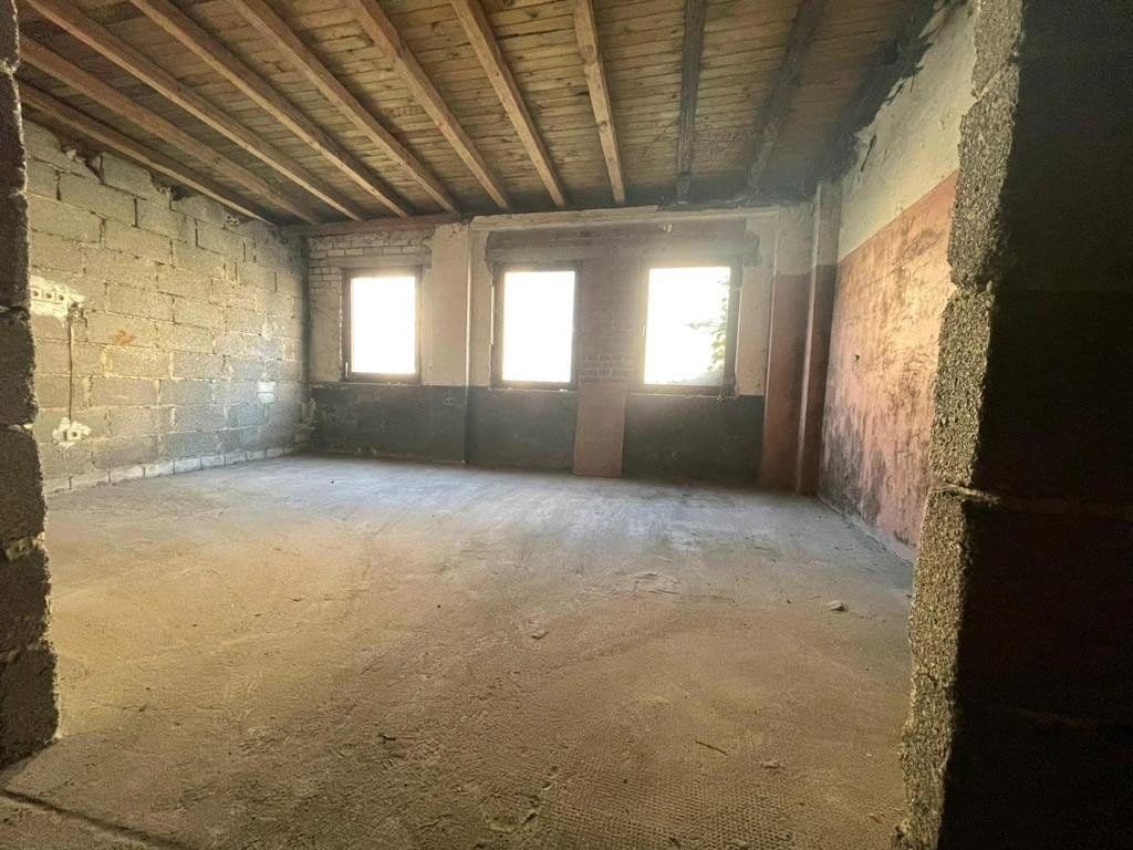 Prenájom nebytového priestoru 340 m², Veilchenstraße 24, Duisburg, Severné Porýnie - Westfálsko Prenájom nebytového priestoru 340 m², Veilchenstraße 24, Duisburg, Severné Porýnie - Westfálsko