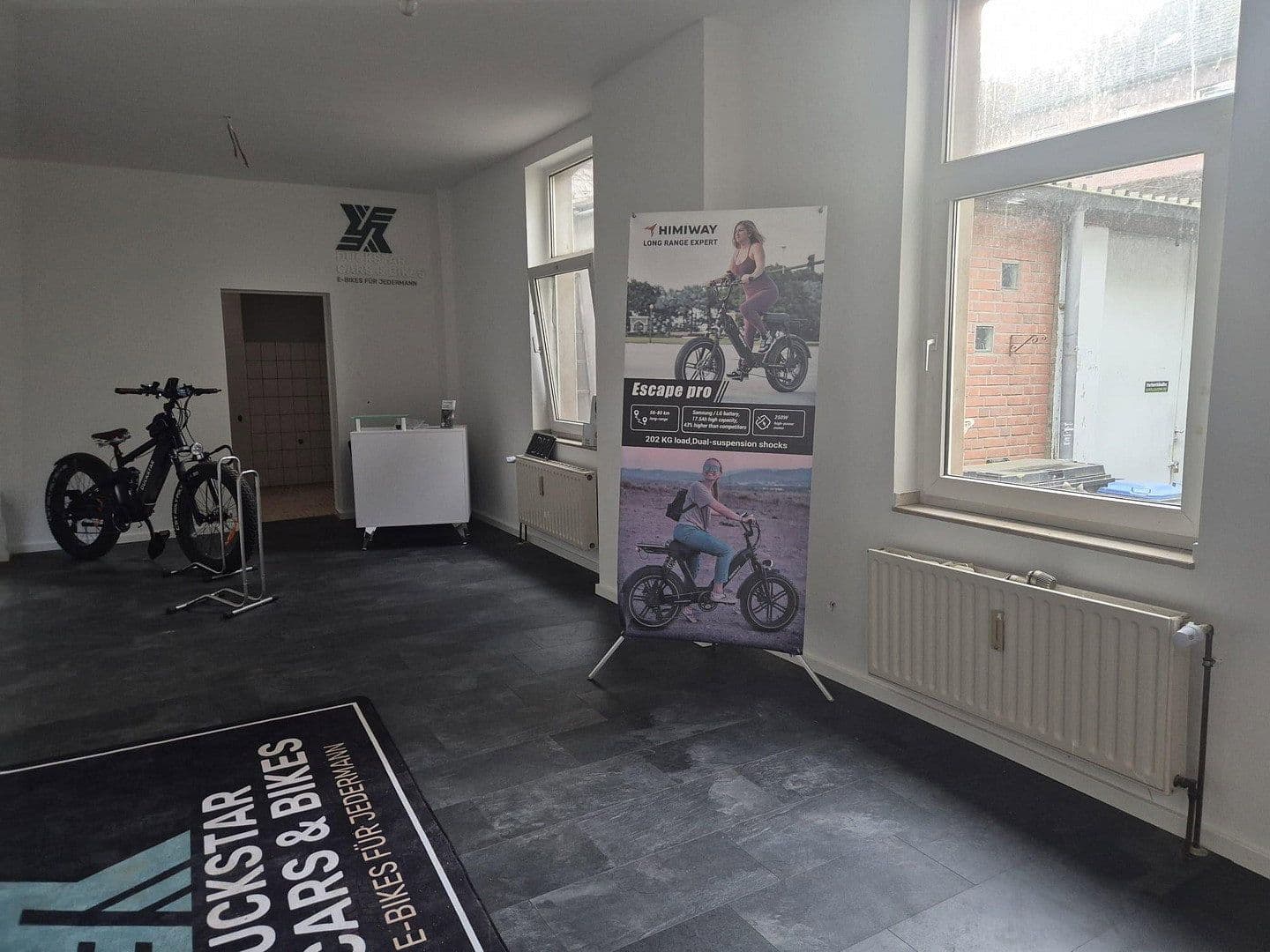 Prenájom nebytového priestoru 340 m², Veilchenstraße 24, Duisburg, Severné Porýnie - Westfálsko Prenájom nebytového priestoru 340 m², Veilchenstraße 24, Duisburg, Severné Porýnie - Westfálsko