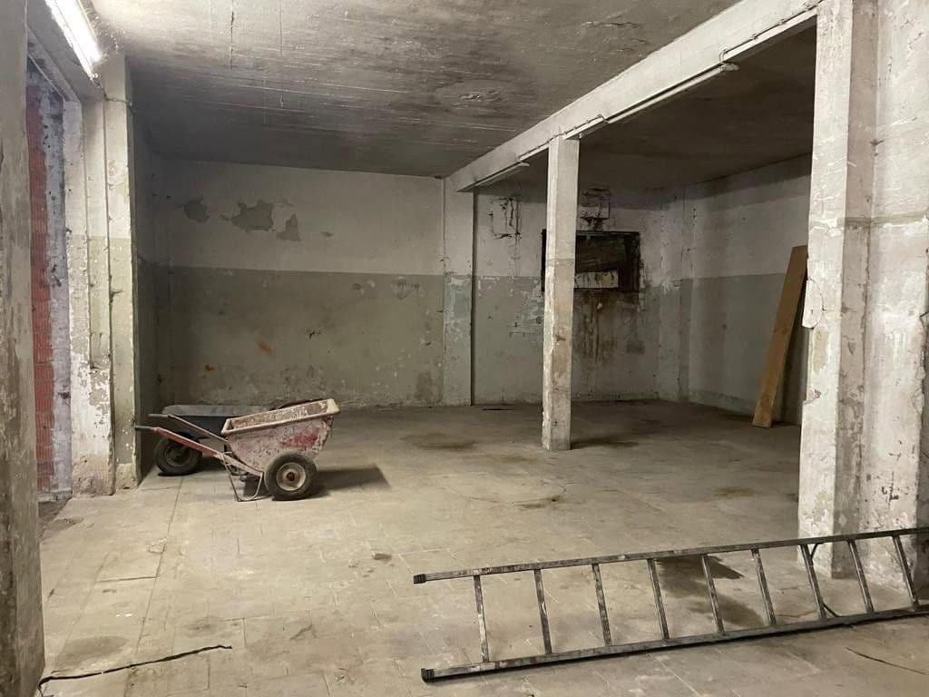 Prenájom nebytového priestoru 340 m², Veilchenstraße 24, Duisburg, Severné Porýnie - Westfálsko Prenájom nebytového priestoru 340 m², Veilchenstraße 24, Duisburg, Severné Porýnie - Westfálsko