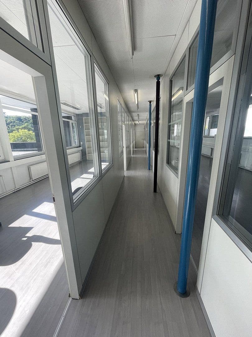 Prenájom kancelárie 222 m², Weil der Stadt, Bádensko-Wurttembersko Prenájom kancelárie 222 m², Weil der Stadt, Bádensko-Wurttembersko