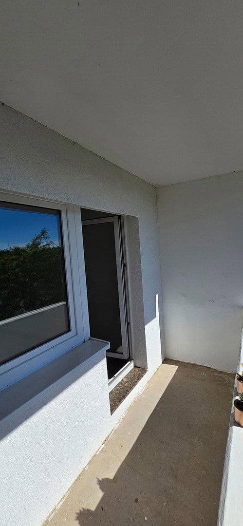 Prenájom bytu 3-izbový 63 m², Auerbachstr. 38, Gera, Durínsko Prenájom bytu 3-izbový 63 m², Auerbachstr. 38, Gera, Durínsko