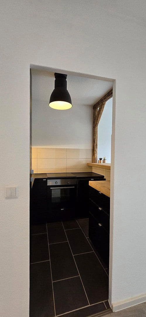 Prenájom bytu 3-izbový 63 m², Auerbachstr. 38, Gera, Durínsko Prenájom bytu 3-izbový 63 m², Auerbachstr. 38, Gera, Durínsko