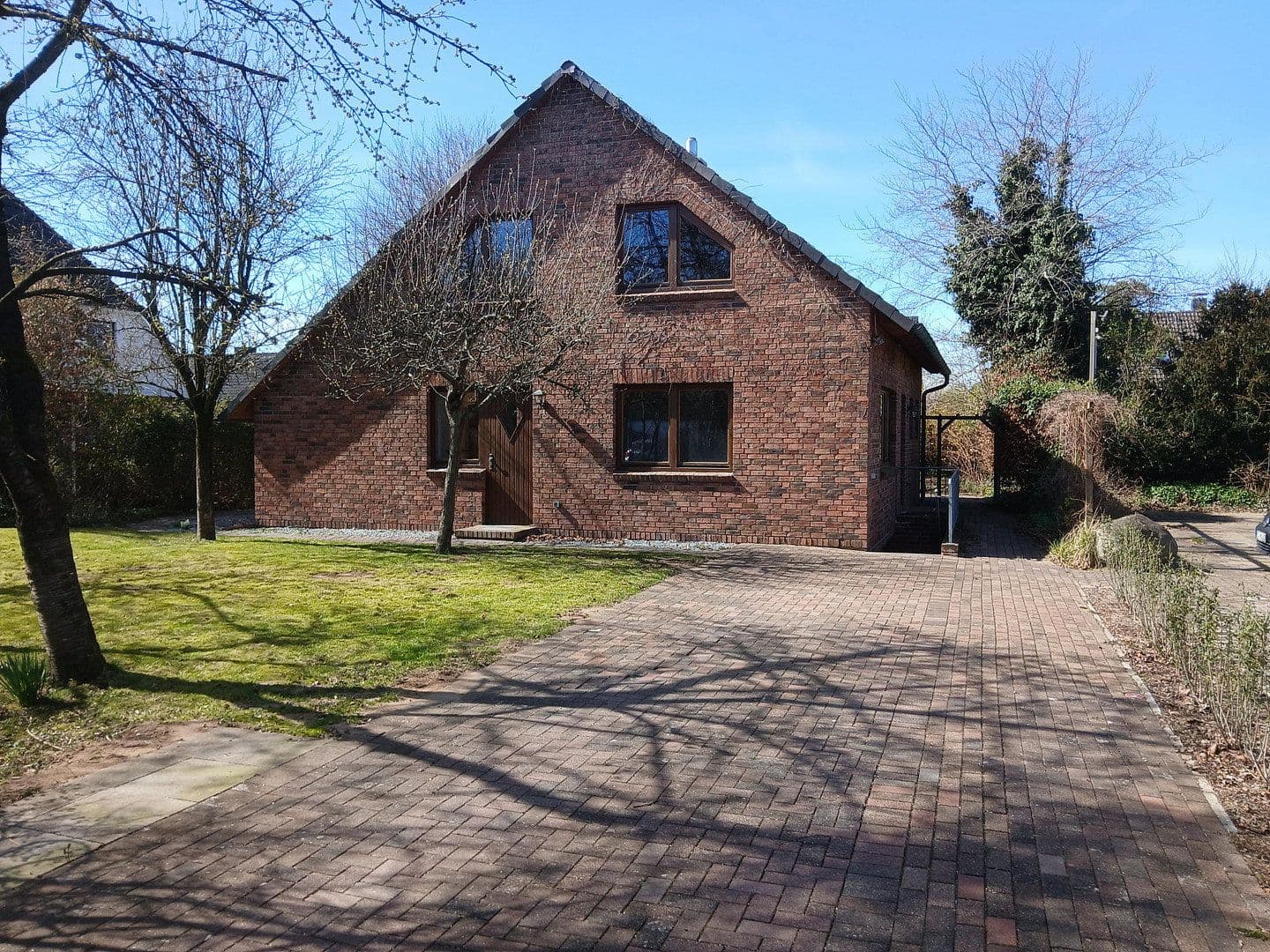 Predaj domu 140 m², pozemek 2.001 m², Büdelsdorf, Šlezvicko-Holštajnsko Predaj domu 140 m², pozemek 2.001 m², Büdelsdorf, Šlezvicko-Holštajnsko