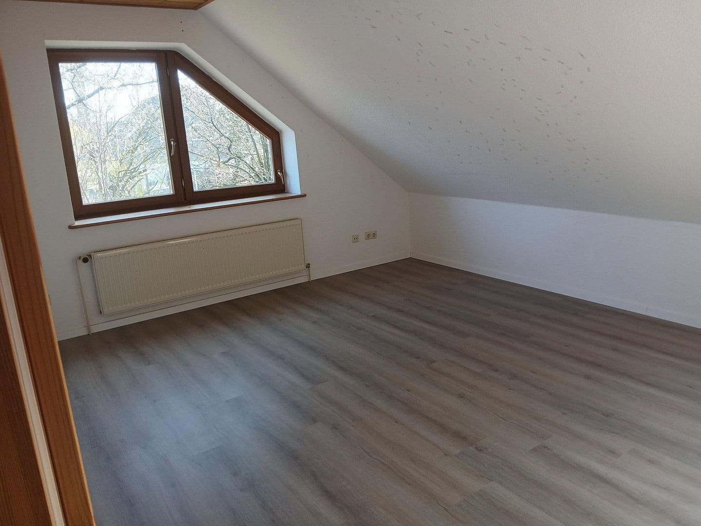Predaj domu 140 m², pozemek 2.001 m², Büdelsdorf, Šlezvicko-Holštajnsko Predaj domu 140 m², pozemek 2.001 m², Büdelsdorf, Šlezvicko-Holštajnsko