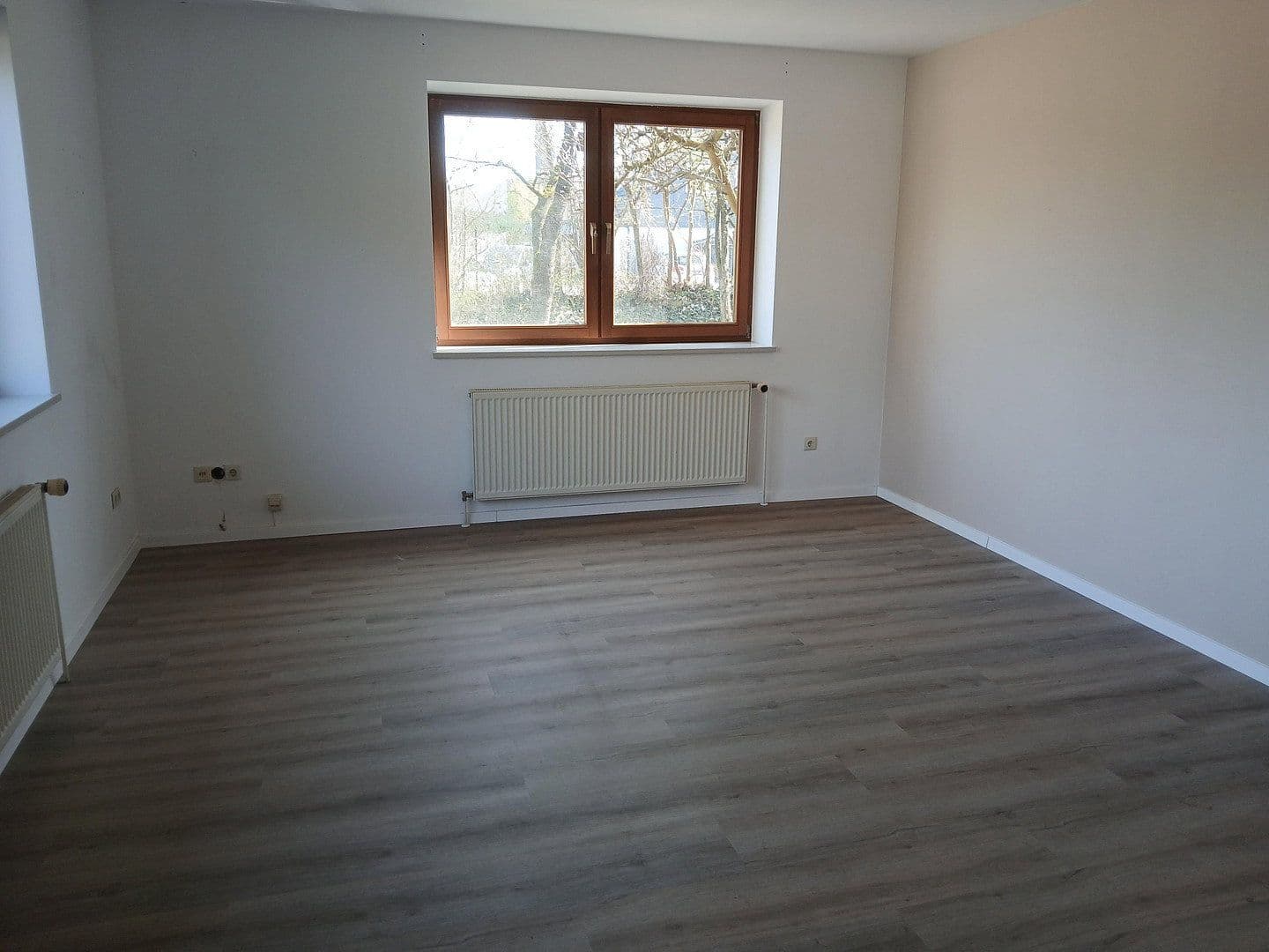 Predaj domu 140 m², pozemek 2.001 m², Büdelsdorf, Šlezvicko-Holštajnsko Predaj domu 140 m², pozemek 2.001 m², Büdelsdorf, Šlezvicko-Holštajnsko