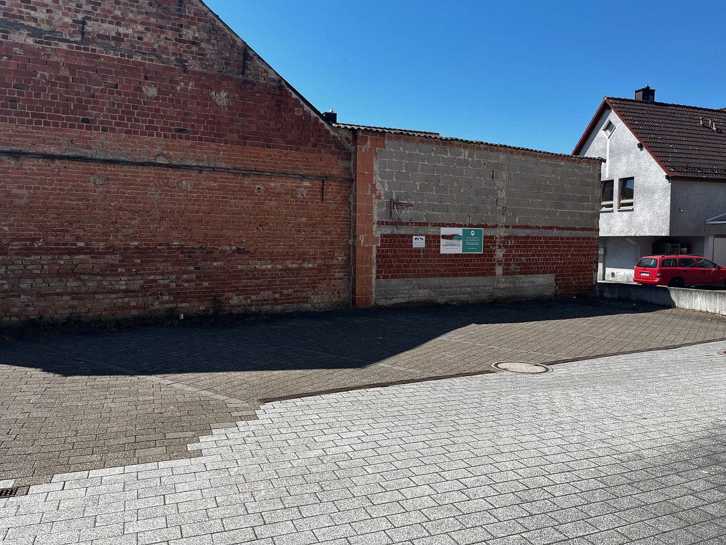 Prenájom bytu 4-izbový 97 m², Ilsfeld, Bádensko-Wurttembersko Prenájom bytu 4-izbový 97 m², Ilsfeld, Bádensko-Wurttembersko