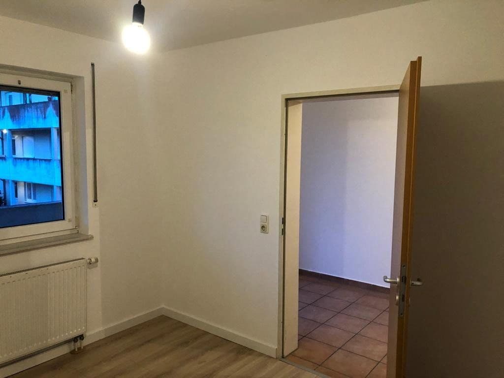Prenájom bytu 4-izbový 97 m², Eidinghausener Str. 25, Bad Oeynhausen, Severné Porýnie - Westfálsko Prenájom bytu 4-izbový 97 m², Eidinghausener Str. 25, Bad Oeynhausen, Severné Porýnie - Westfálsko