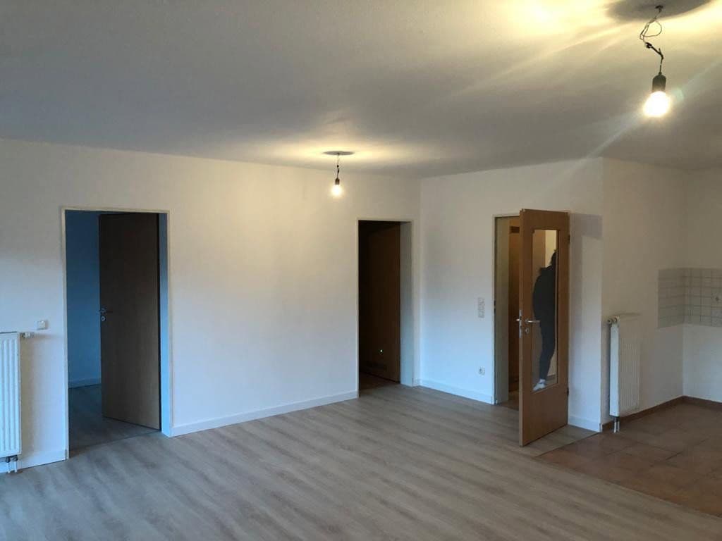 Prenájom bytu 4-izbový 97 m², Eidinghausener Str. 25, Bad Oeynhausen, Severné Porýnie - Westfálsko Prenájom bytu 4-izbový 97 m², Eidinghausener Str. 25, Bad Oeynhausen, Severné Porýnie - Westfálsko