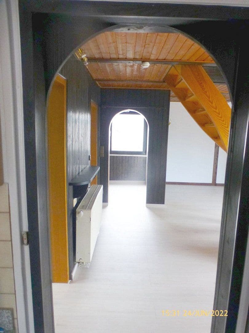 Prenájom bytu 3-izbový 90 m², Niedernhausen, Hesensko Prenájom bytu 3-izbový 90 m², Niedernhausen, Hesensko