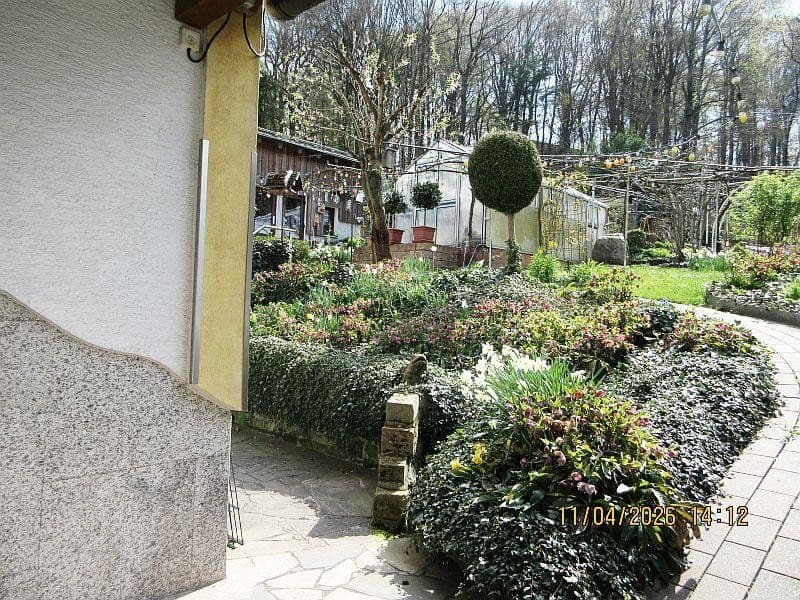 Prenájom bytu 3-izbový 90 m², Niedernhausen, Hesensko Prenájom bytu 3-izbový 90 m², Niedernhausen, Hesensko