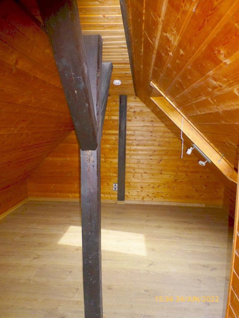 Prenájom bytu 3-izbový 90 m², Niedernhausen, Hesensko Prenájom bytu 3-izbový 90 m², Niedernhausen, Hesensko