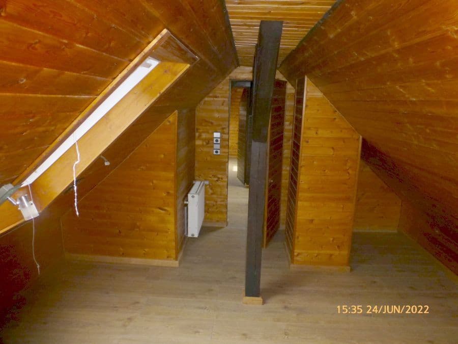 Prenájom bytu 3-izbový 90 m², Niedernhausen, Hesensko Prenájom bytu 3-izbový 90 m², Niedernhausen, Hesensko