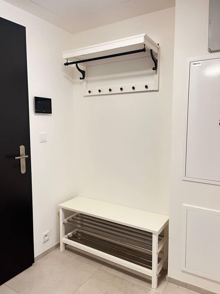 Prenájom bytu 2-izbový 52 m², U Lihovaru, Praha, Praha Prenájom bytu 2-izbový 52 m², U Lihovaru, Praha, Praha