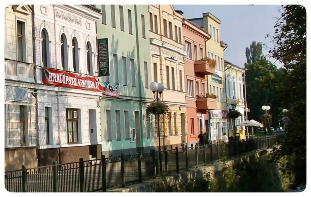 Prenájom nebytového priestoru 644 m², Riegrova, Kralupy nad Vltavou, Středočeský kraj Prenájom nebytového priestoru 644 m², Riegrova, Kralupy nad Vltavou, Středočeský kraj