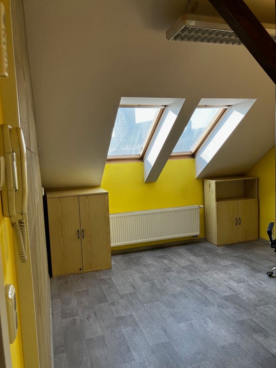 Prenájom nebytového priestoru 644 m², Riegrova, Kralupy nad Vltavou, Středočeský kraj Prenájom nebytového priestoru 644 m², Riegrova, Kralupy nad Vltavou, Středočeský kraj