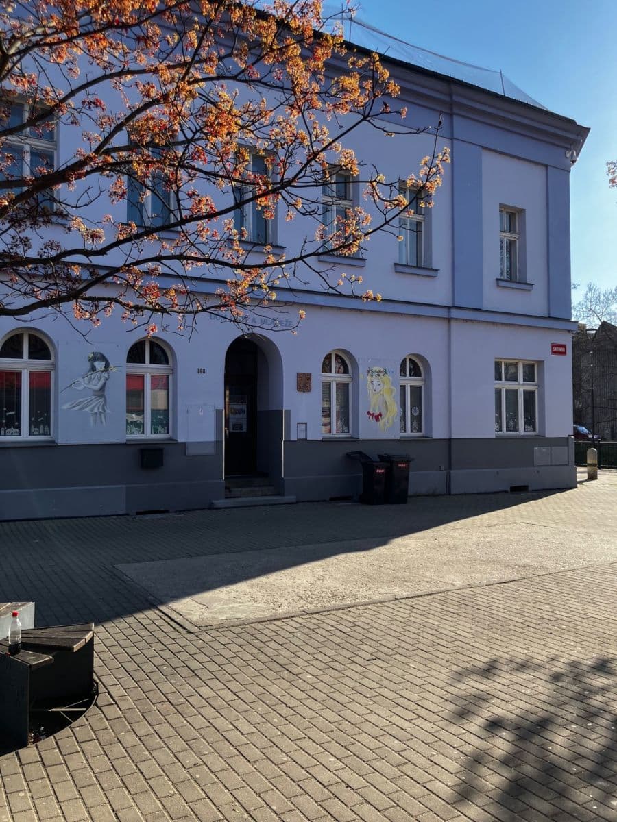 Prenájom nebytového priestoru 755 m², Smetanova, Kralupy nad Vltavou, Středočeský kraj Prenájom nebytového priestoru 755 m², Smetanova, Kralupy nad Vltavou, Středočeský kraj