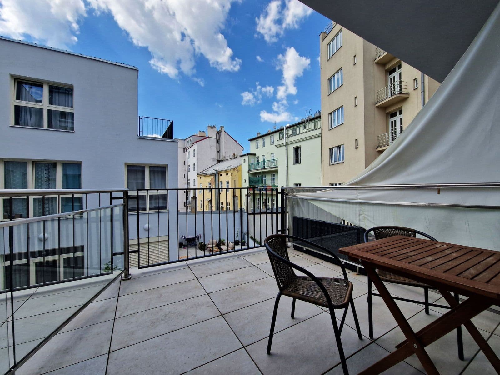 Prenájom bytu 1-izbový 26 m², Záhřebská, Praha, Praha Prenájom bytu 1-izbový 26 m², Záhřebská, Praha, Praha