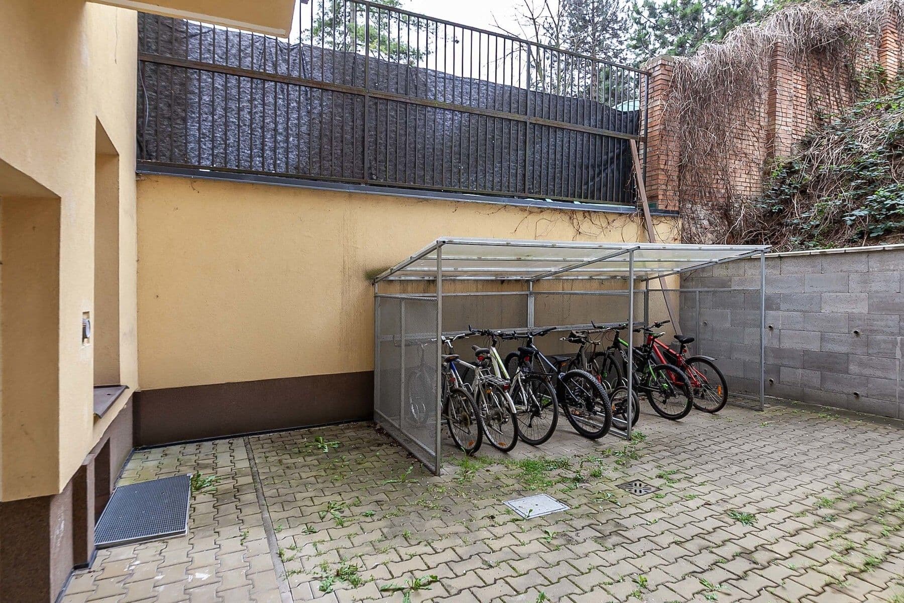 Predaj bytu 1-izbový 39 m², Křížová, Praha, Praha Predaj bytu 1-izbový 39 m², Křížová, Praha, Praha