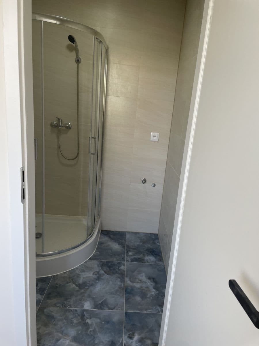 Prenájom bytu 2-izbový 65 m², Kundratická, Chomutov, Ústecký kraj Prenájom bytu 2-izbový 65 m², Kundratická, Chomutov, Ústecký kraj