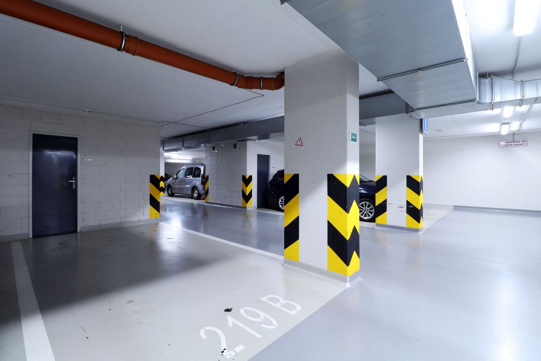 Prenájom bytu 2-izbový 54 m², Kytlická, Praha, Praha Prenájom bytu 2-izbový 54 m², Kytlická, Praha, Praha