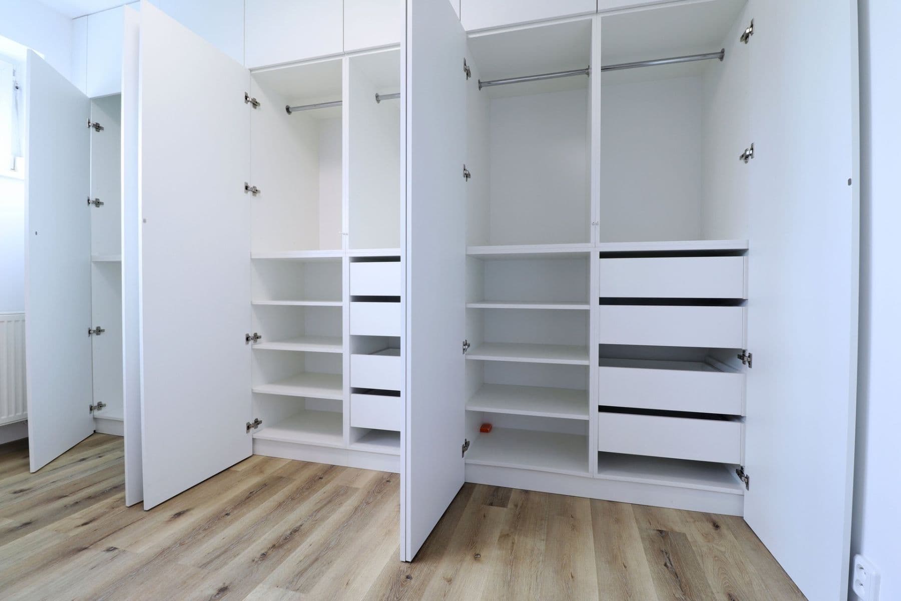 Prenájom bytu 3-izbový 75 m², Hyacintová, Praha, Praha Prenájom bytu 3-izbový 75 m², Hyacintová, Praha, Praha