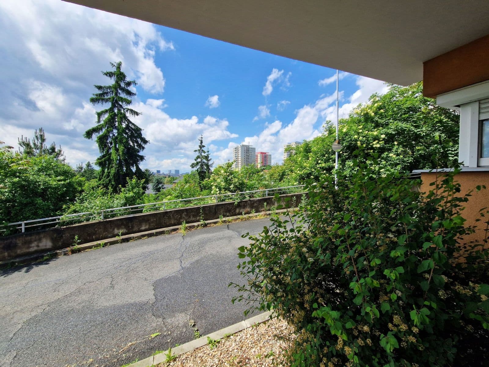 Prenájom bytu 3-izbový 75 m², Hyacintová, Praha, Praha Prenájom bytu 3-izbový 75 m², Hyacintová, Praha, Praha