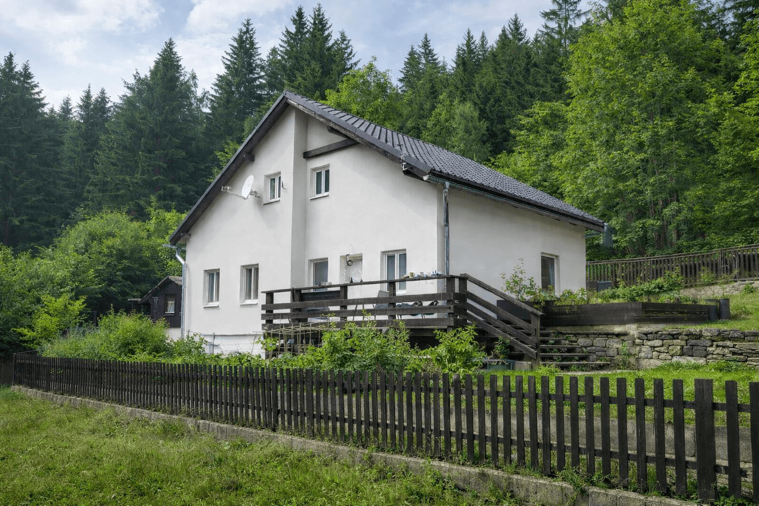 Predaj domu 100 m², pozemek 798 m², Klokočov, Žilinský kraj Predaj domu 100 m², pozemek 798 m², Klokočov, Žilinský kraj