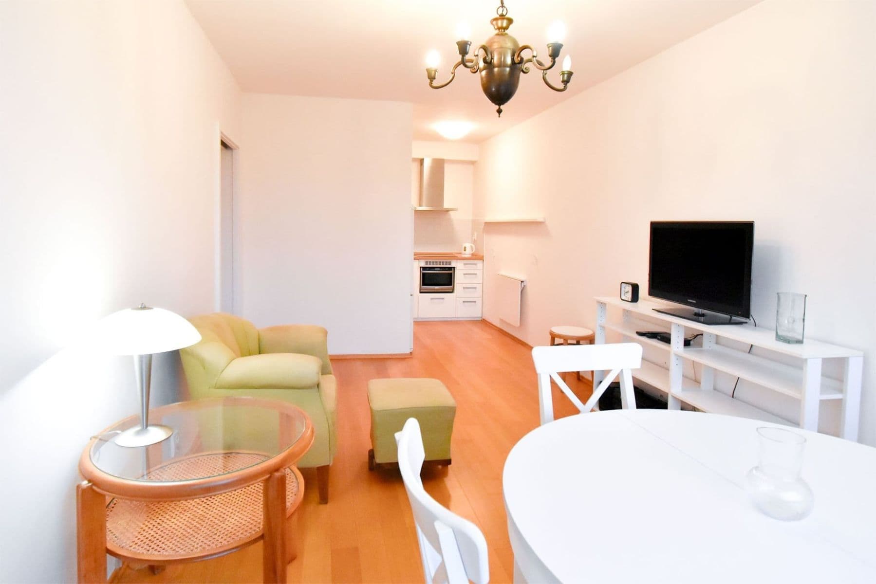 Prenájom bytu 2-izbový 45 m², Petýrkova, Praha, Praha Prenájom bytu 2-izbový 45 m², Petýrkova, Praha, Praha