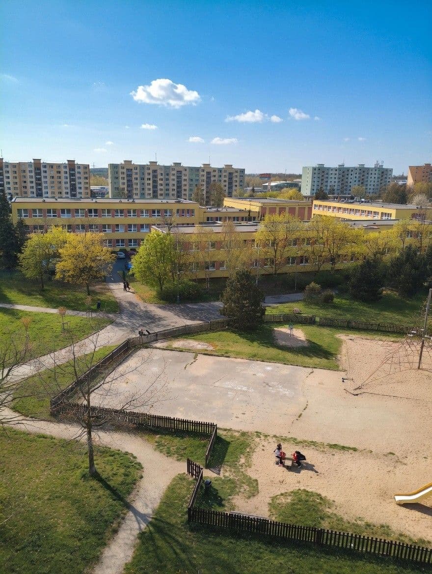 Prenájom bytu 2-izbový 60 m², Písečná, Chomutov, Ústecký kraj Prenájom bytu 2-izbový 60 m², Písečná, Chomutov, Ústecký kraj