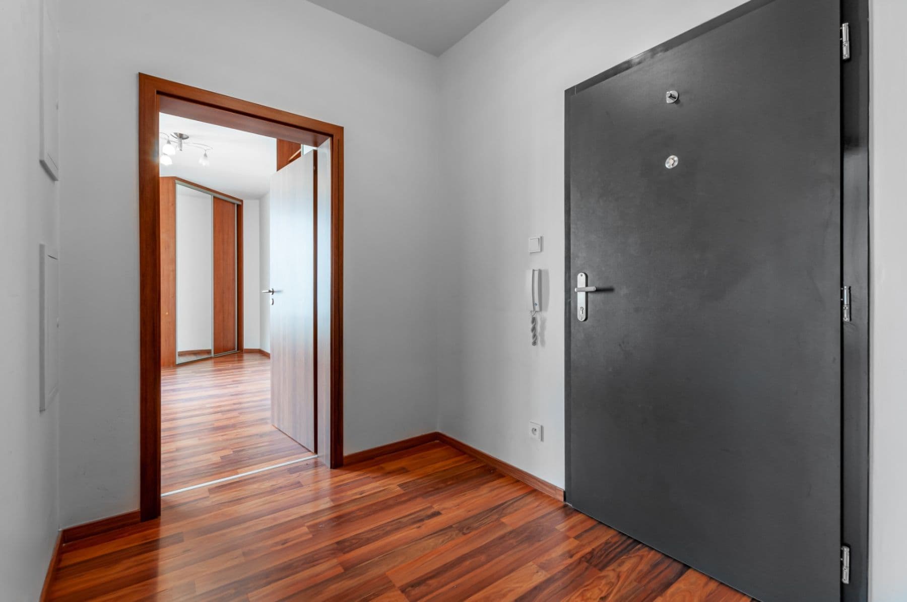 Prenájom bytu 2-izbový 55 m², Počernická, Praha, Praha Prenájom bytu 2-izbový 55 m², Počernická, Praha, Praha