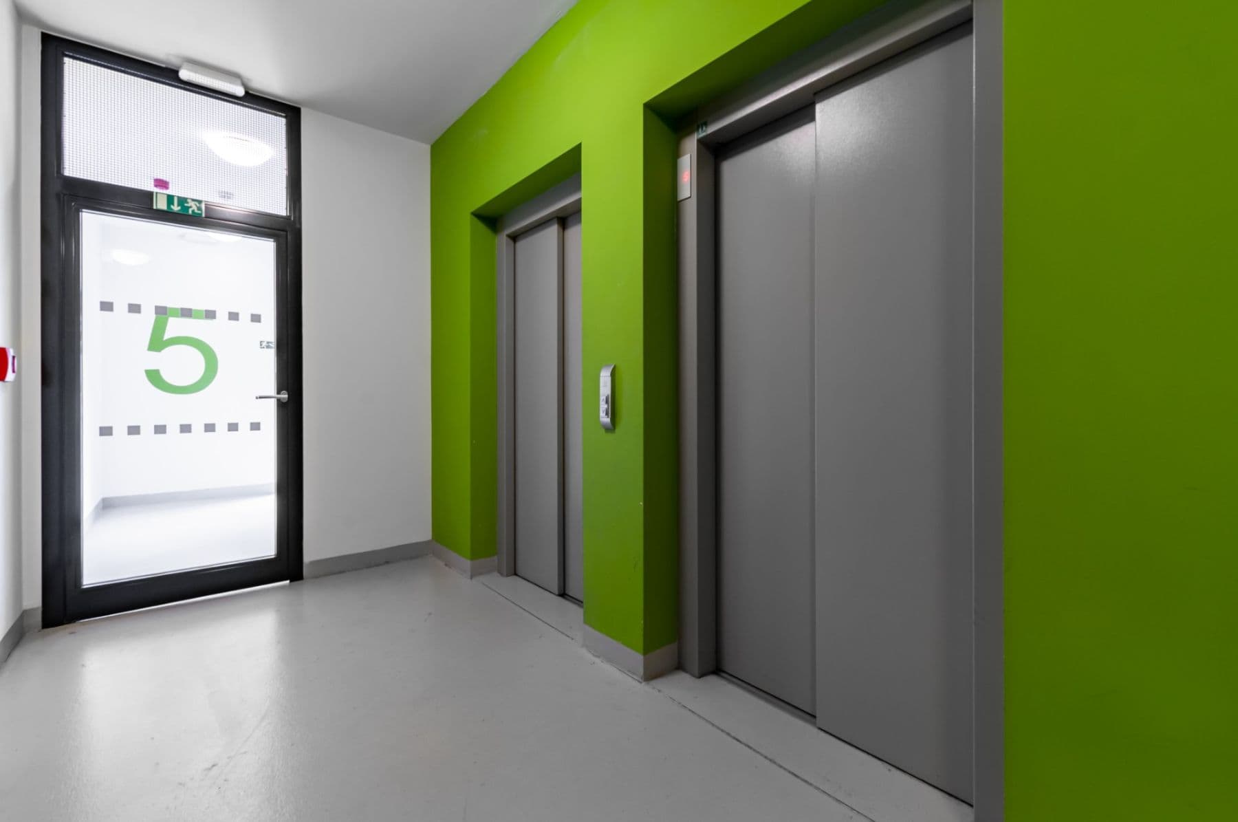 Prenájom bytu 2-izbový 55 m², Počernická, Praha, Praha Prenájom bytu 2-izbový 55 m², Počernická, Praha, Praha