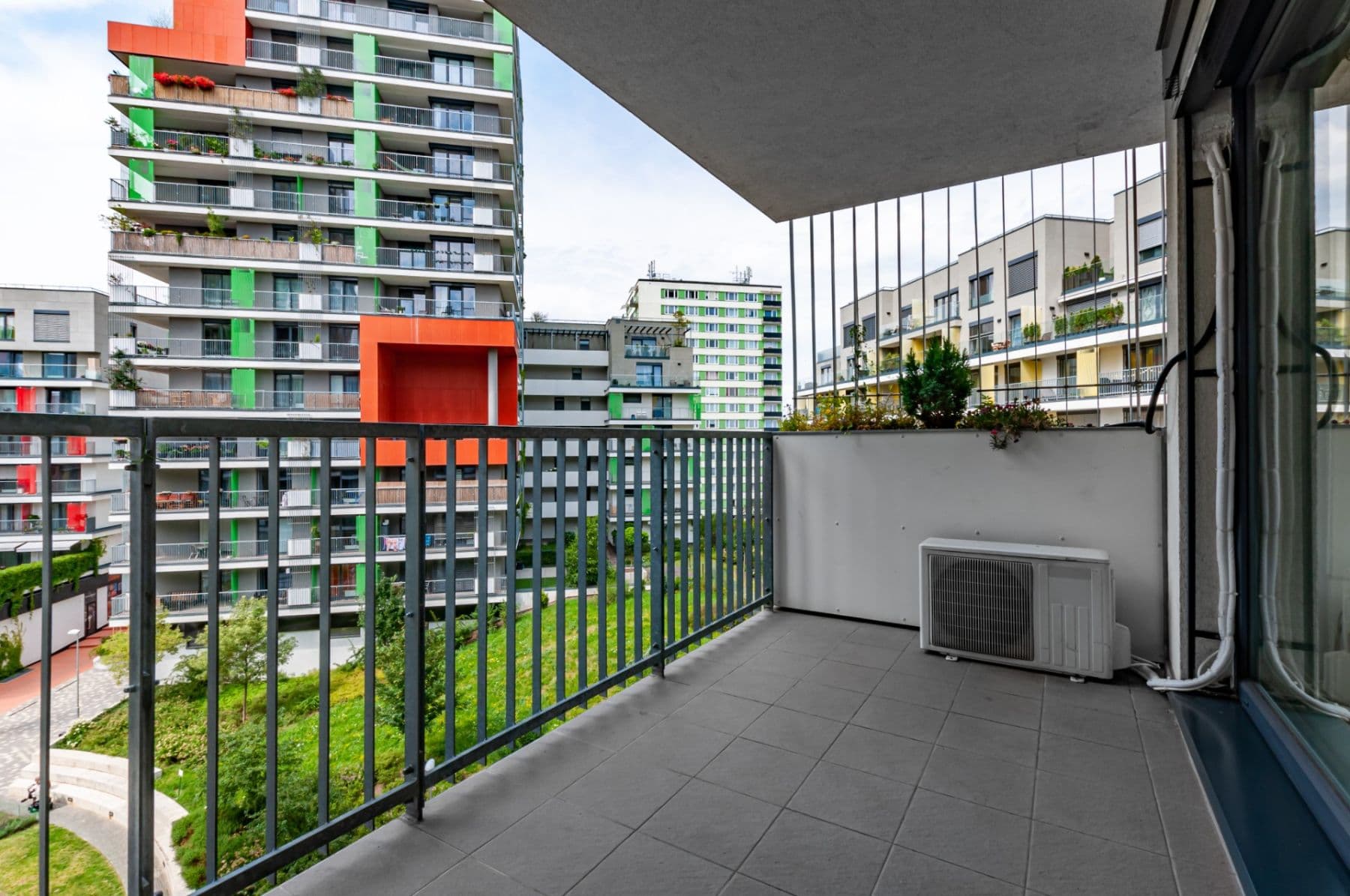 Prenájom bytu 2-izbový 55 m², Počernická, Praha, Praha Prenájom bytu 2-izbový 55 m², Počernická, Praha, Praha