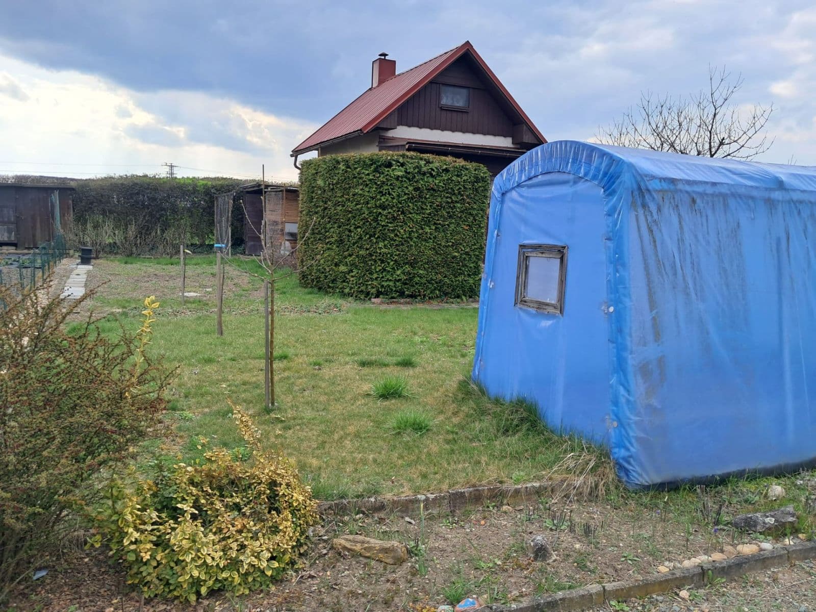 Predaj pozemku 385 m², Zahrádkářská osada Slatina, Hradec Králové, Královéhradecký kraj Predaj pozemku 385 m², Zahrádkářská osada Slatina, Hradec Králové, Královéhradecký kraj