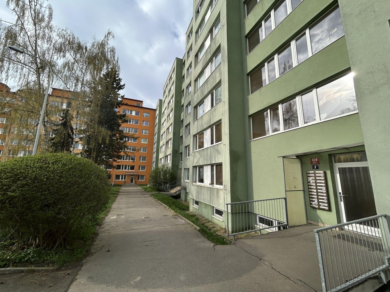 Prenájom bytu 1-izbový 34 m², Křivenická, Praha, Praha Prenájom bytu 1-izbový 34 m², Křivenická, Praha, Praha