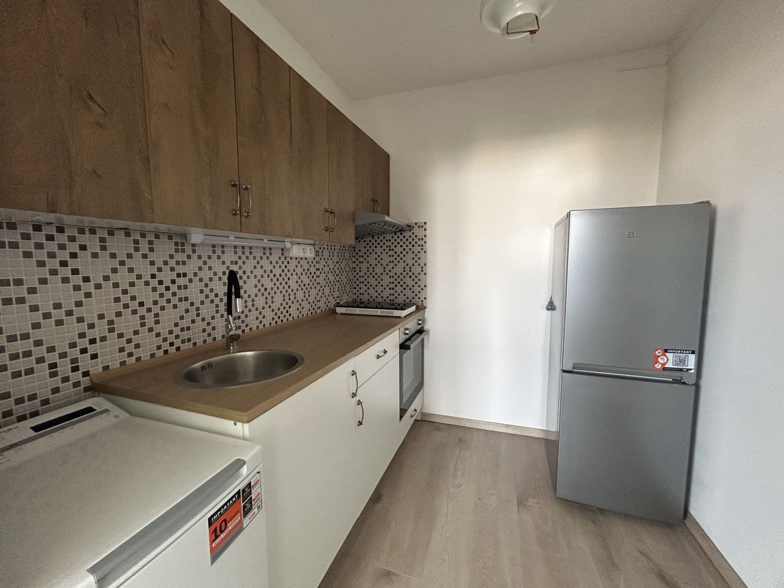 Prenájom bytu 1-izbový 34 m², Křivenická, Praha, Praha Prenájom bytu 1-izbový 34 m², Křivenická, Praha, Praha