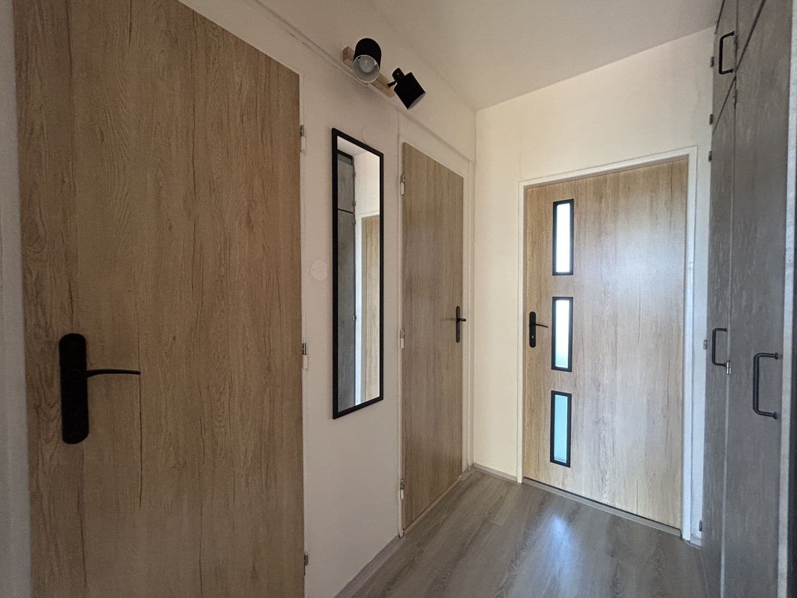 Prenájom bytu 1-izbový 34 m², Křivenická, Praha, Praha Prenájom bytu 1-izbový 34 m², Křivenická, Praha, Praha